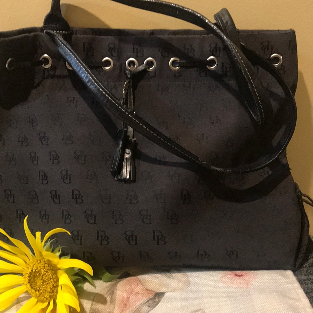 Black d&b handbag